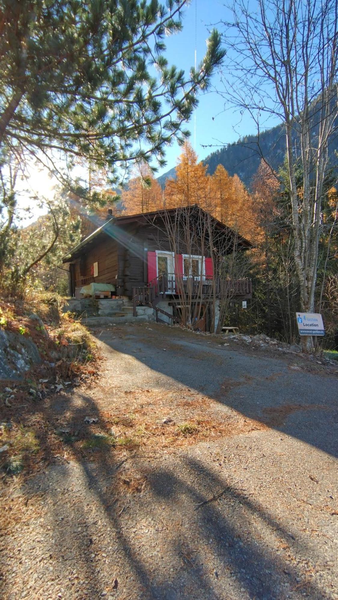 Petit Chalet Rustique Et Bucolique Bovernier Eksteriør billede