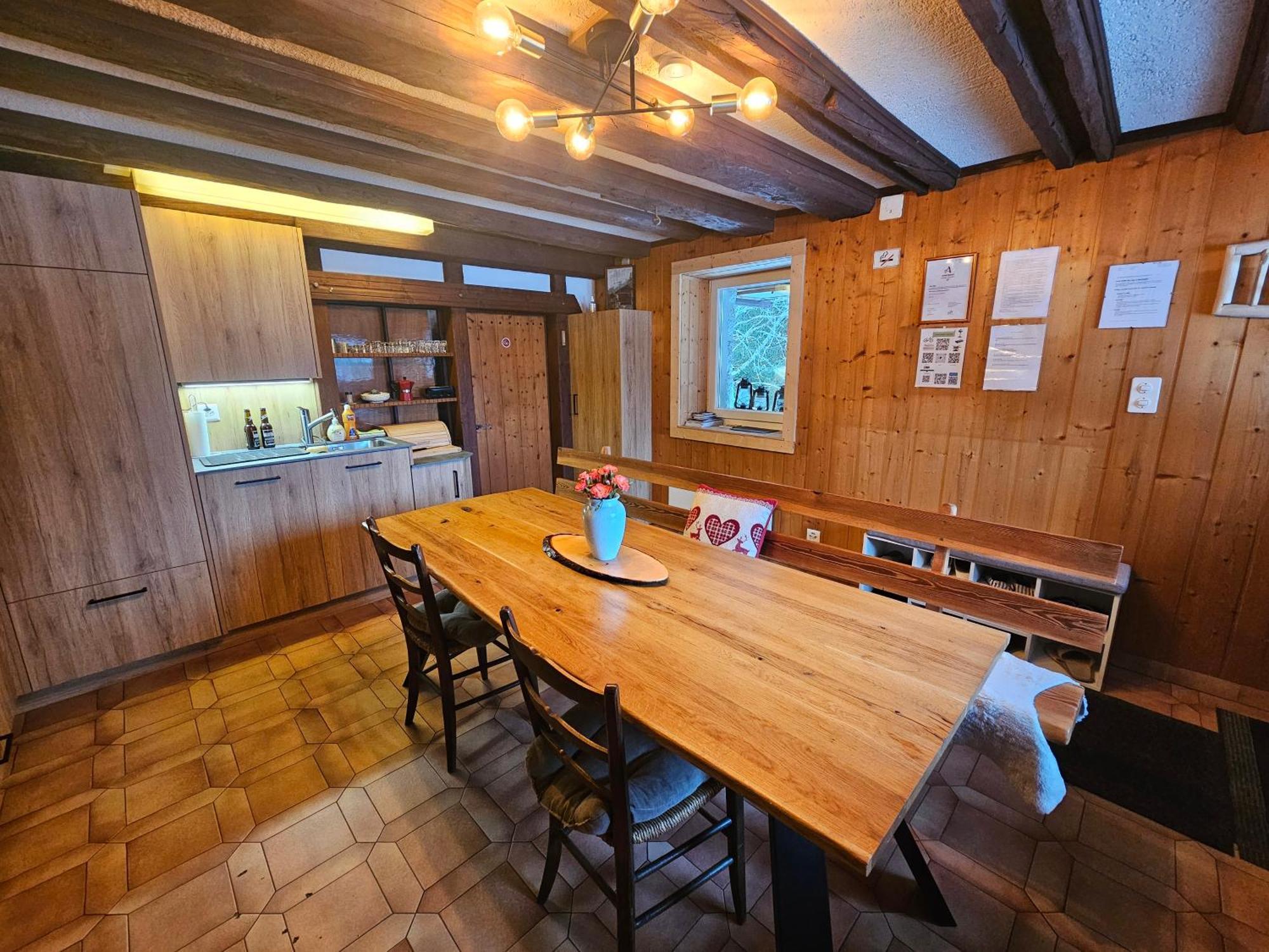 Petit Chalet Rustique Et Bucolique Bovernier Eksteriør billede